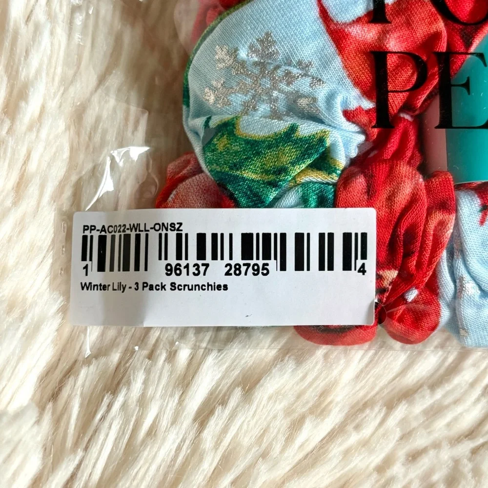 Posh Peanut Winter Lily Scrunchie Set NWT